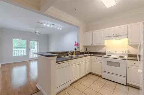 1212 Westchester Rdg NE, Atlanta, GA 30329