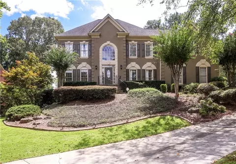 640 Rain Willow Ln, Johns Creek, GA 30097