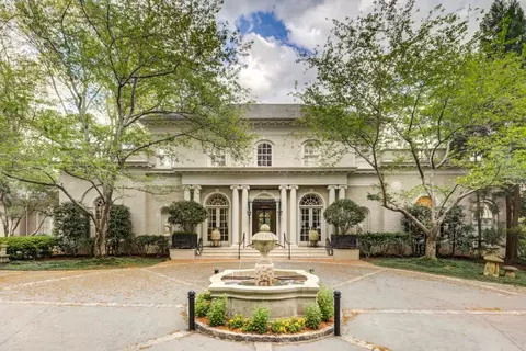 619 Broadland Rd NW, Atlanta, GA 30327
