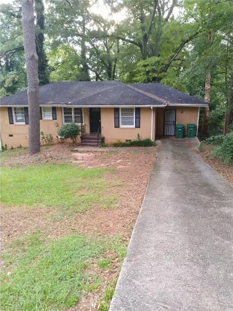 2164 Mark Trl, Decatur, GA 30032