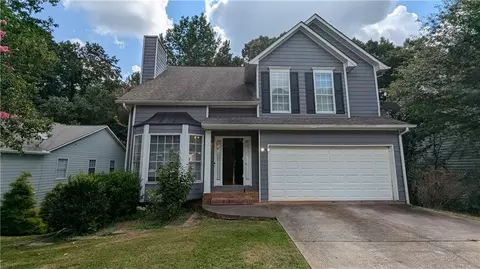 90 Paris Dr, Lawrenceville, GA 30043