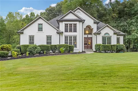 8120 Victoria Ct, Cumming, GA 30040