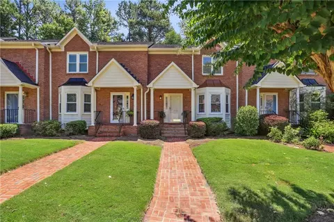 2505 Holcomb Springs Dr, Alpharetta, GA 30022