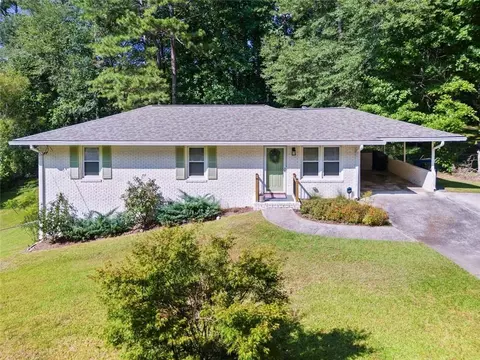 151 Hurt Dr SE, Smyrna, GA 30082