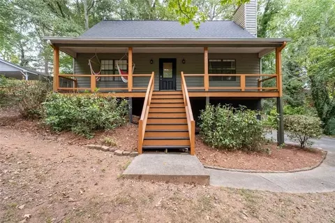 243 Robbie Ln SW, Marietta, GA 30060
