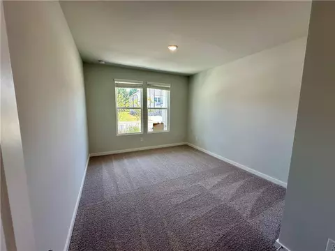 726 Ruddy Dr, Grayson, GA 30017 photo 4
