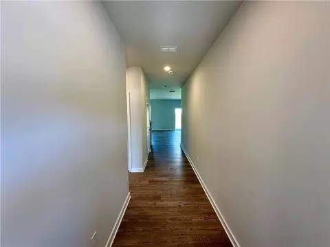 726 Ruddy Dr, Grayson, GA 30017 photo 3