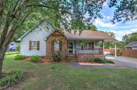 30 Covered Springs Dr NE, Rome, GA 30165