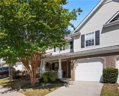 415 Red Coat Ln, Woodstock, GA 30188