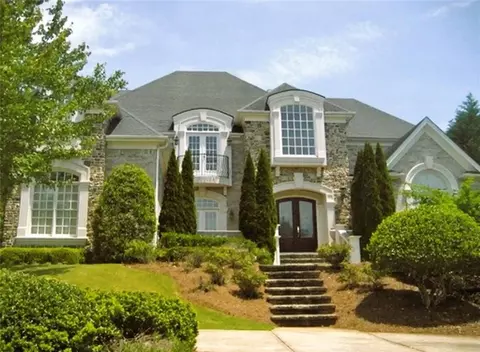 723 Golf Vista Ct, Alpharetta, GA 30004