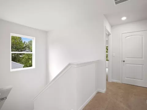8235 Castleton Dr, Fairburn, GA 30213 photo 17