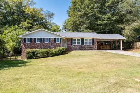 3411 Sanford Dr, Marietta, GA 30066