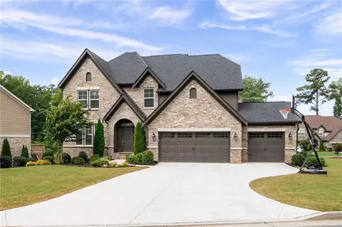 2043 Clovercroft Rd, Acworth, GA 30101