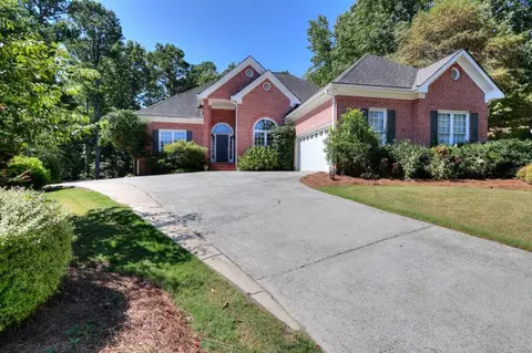 2112 Ras Ct, Snellville, GA 30078