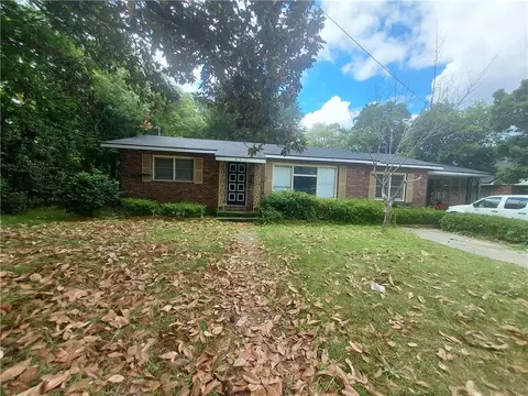 413 W Floyd St, Sandersville, GA 31082