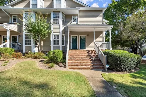 4486 Pineridge Cir, Dunwoody, GA 30338