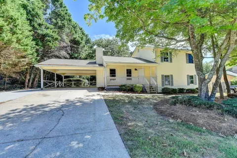 2741 Tybee Dr, Buford, GA 30519