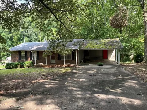 227 Howell Dr, Canton, GA 30115