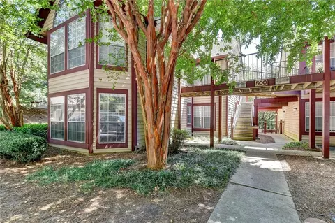 519 Cypress Pointe St, Alpharetta, GA 30022