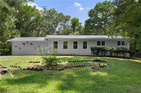 3821 Oak Hill Rd, Douglasville, GA 30135