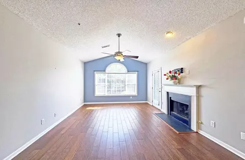 1003 Vinings Forest Ln SE #10, Smyrna, GA 30080