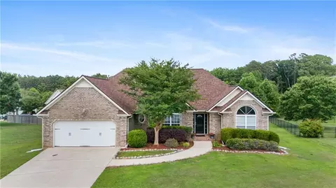 49 Roland Way, Douglasville, GA 30134