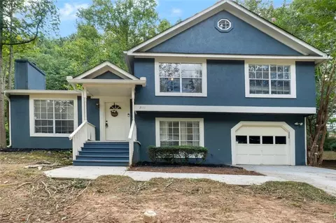 2111 Glenwood Downs Dr, Decatur, GA 30035