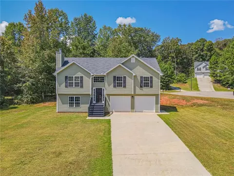 5602 Fox Trail Ct, Gillsville, GA 30543