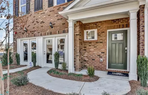 207 Ellis Ln, Woodstock, GA 30189