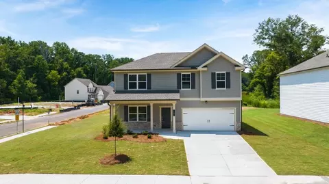 90 Red Dragon Dr, Jefferson, GA 30549