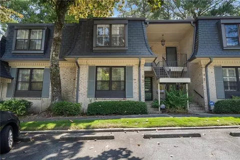 3 Vista Sq NW #3, Atlanta, GA 30327