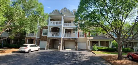 924 Sandringham Dr, Alpharetta, GA 30004