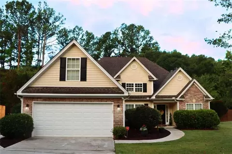 266 Richmond Dr, Social Circle, GA 30025