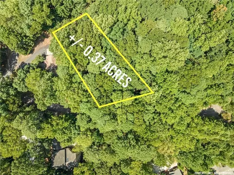 5727 Hidden Cove Rd, Gainesville, GA 30504