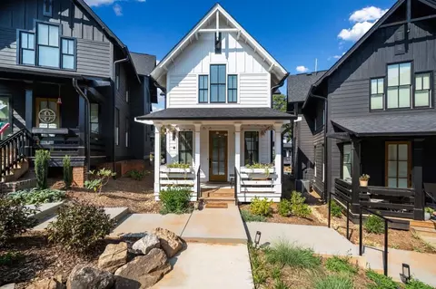 1912 Galt Cmns, Kennesaw, GA 30144