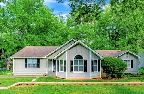 2782 Stacy Ct, Marietta, GA 30062