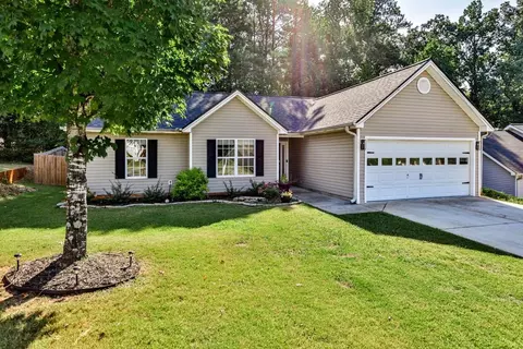 194 Amelia Garden Way, Lawrenceville, GA 30045