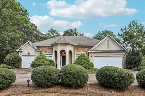 4230 River Club Dr, Cumming, GA 30041
