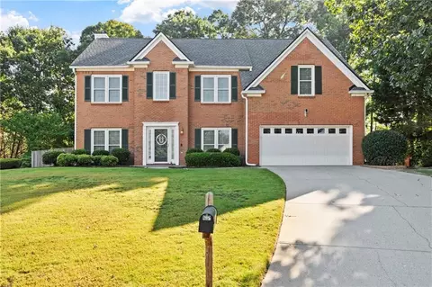 470 Thorntree Pass, Lawrenceville, GA 30043