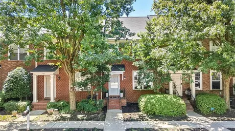 785 Field St SE, Atlanta, GA 30316