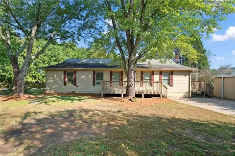 2130 Chloe Rd, Cumming, GA 30041