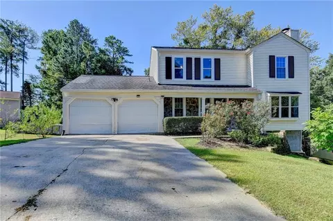 2566 Selman Dr, Duluth, GA 30096