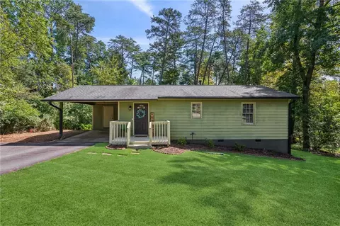 1920 Peachtree Rd, Cumming, GA 30041