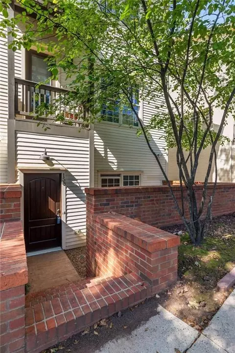 3371 Dogwood Dr #150, Atlanta, GA 30354