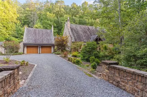 150 Hidaway Dr, Blue Ridge, GA 30513