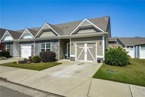 506 Riverview Ln, Canton, GA 30114