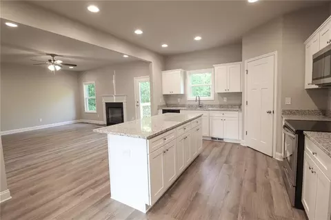 505 Citadel Cir, Hampton, GA 30228 photo 8