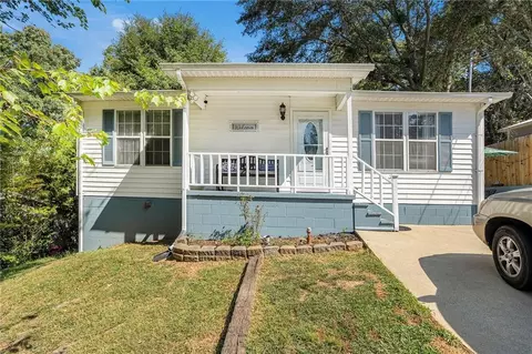 3223 Hilltop Cir, Gainesville, GA 30506