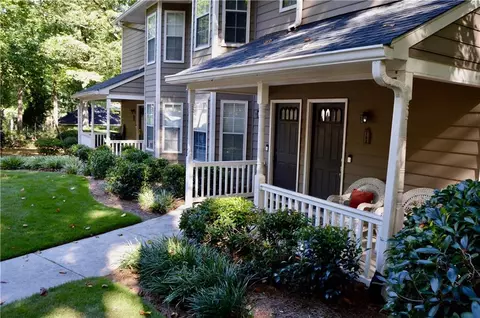 2164 N Forest Trl, Atlanta, GA 30338
