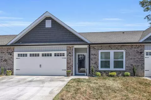 13 Moon Beam Ln, Ringgold, GA 30736